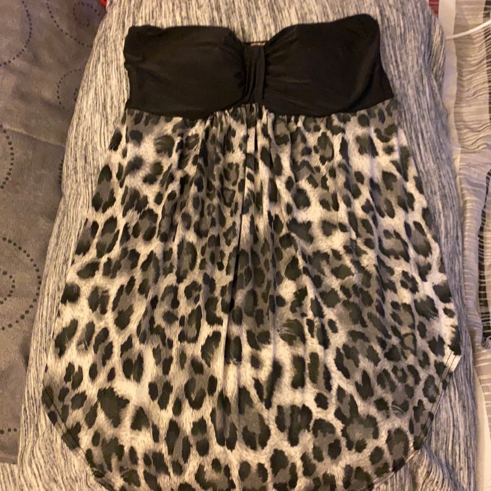 Cute backless strapless dress shirt